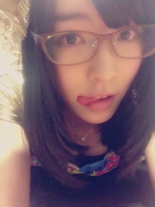 SKE48松井珠理奈のメガネの画像2